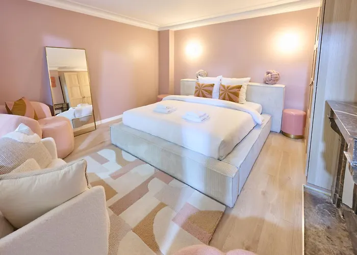 Apartamento Modern With Terrace & 4 Spacious Bedrooms