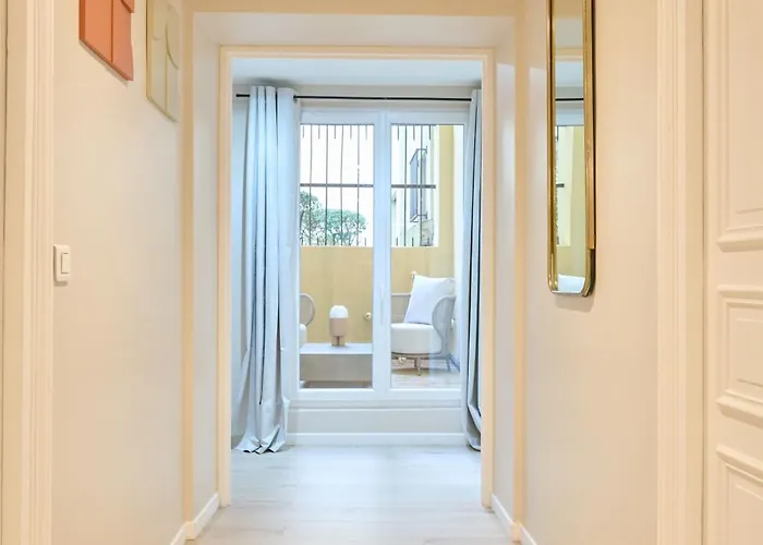 Apartamento Modern With Terrace & 4 Spacious Bedrooms