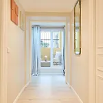 شقة Modern With Terrace & 4 Spacious Bedrooms